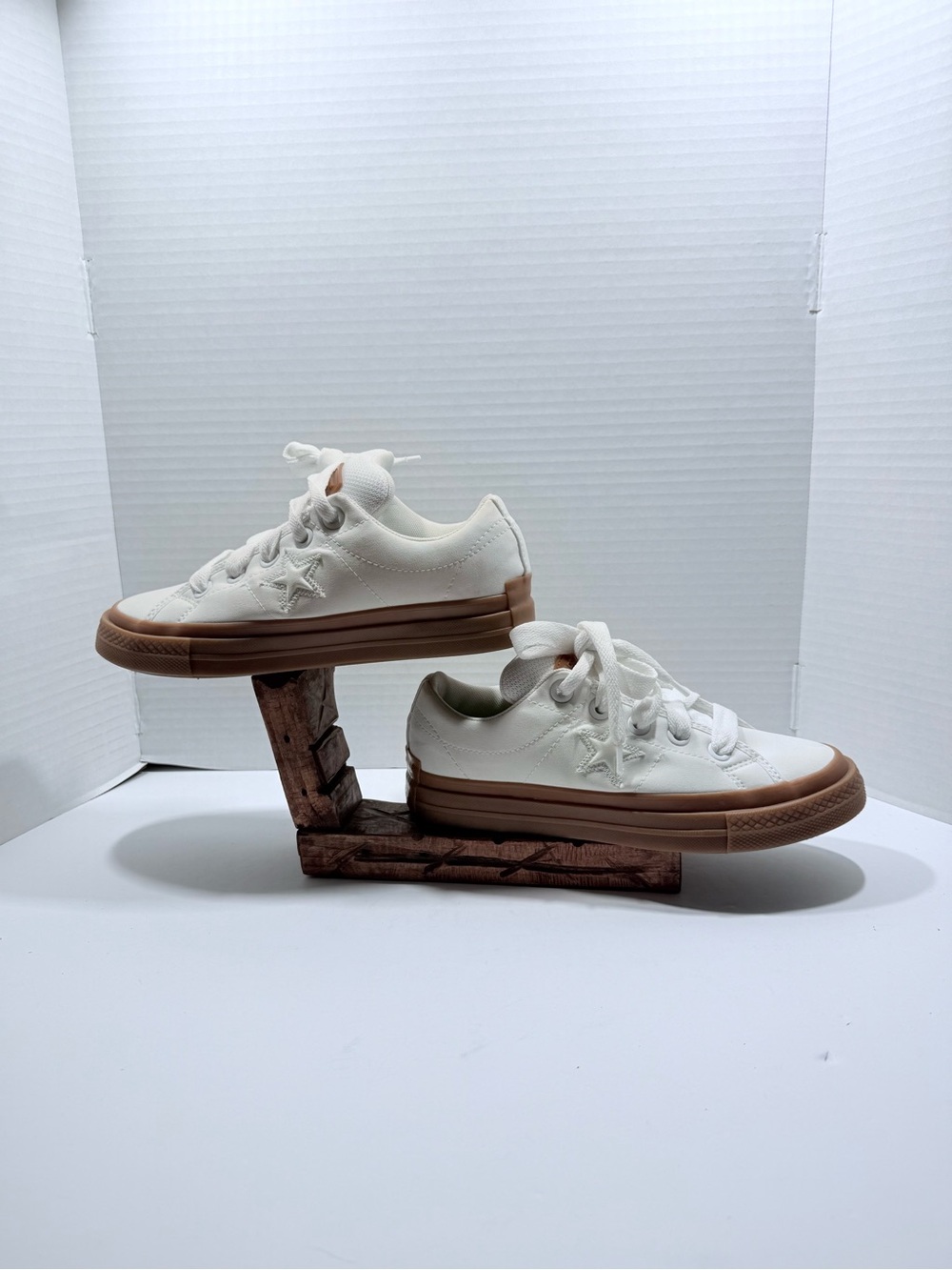 Converse Unisex Puff Star  A14731C Men’s 5.5 Women’s Size 7 Low Top New No Box